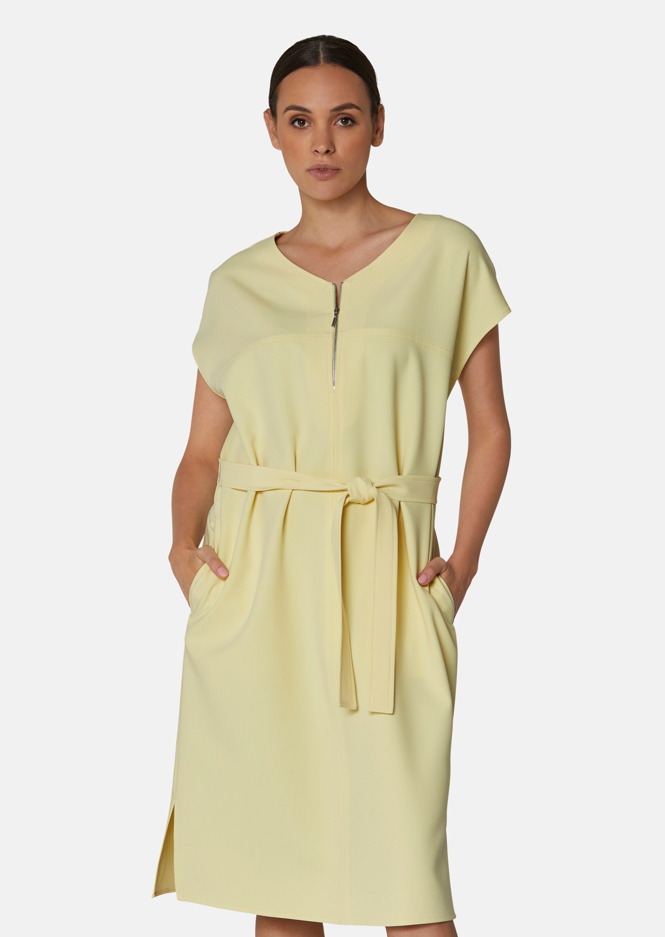 Kurzärmeliges Sommerkleid mit Reißverschluss