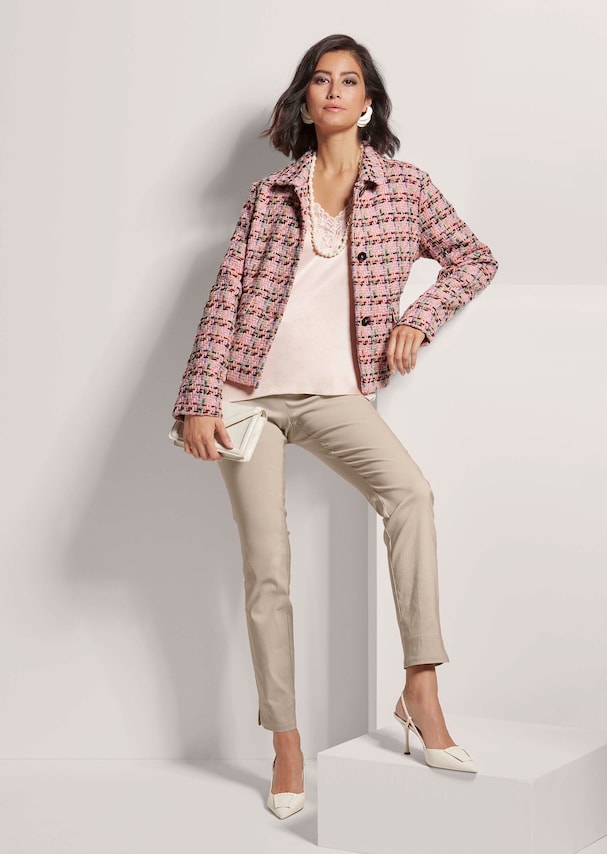 Kurzer Blazer mit Struktur 3