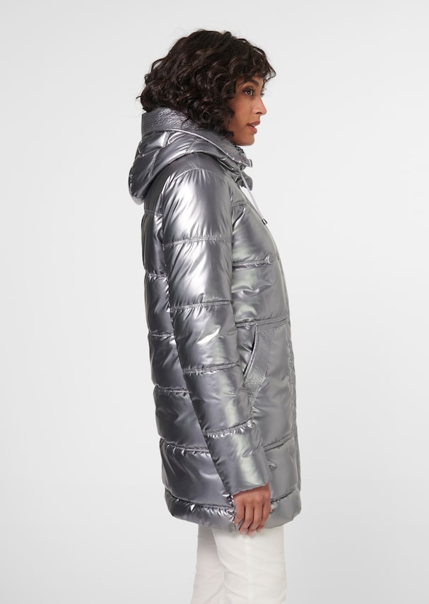 Outdoor jacket in a metallic look 3