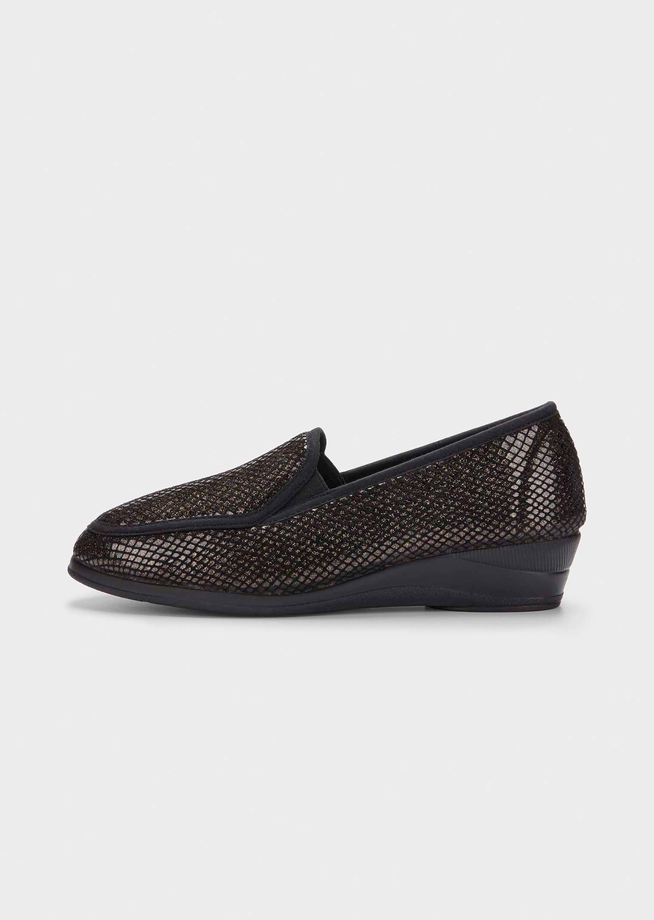 Hausschuhe mit rutschfester Sohle