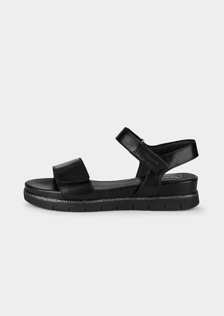 Sandales avec lanière velcro réglable
