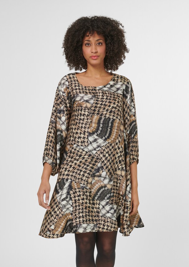 Printed dress in a fashionable A-line style