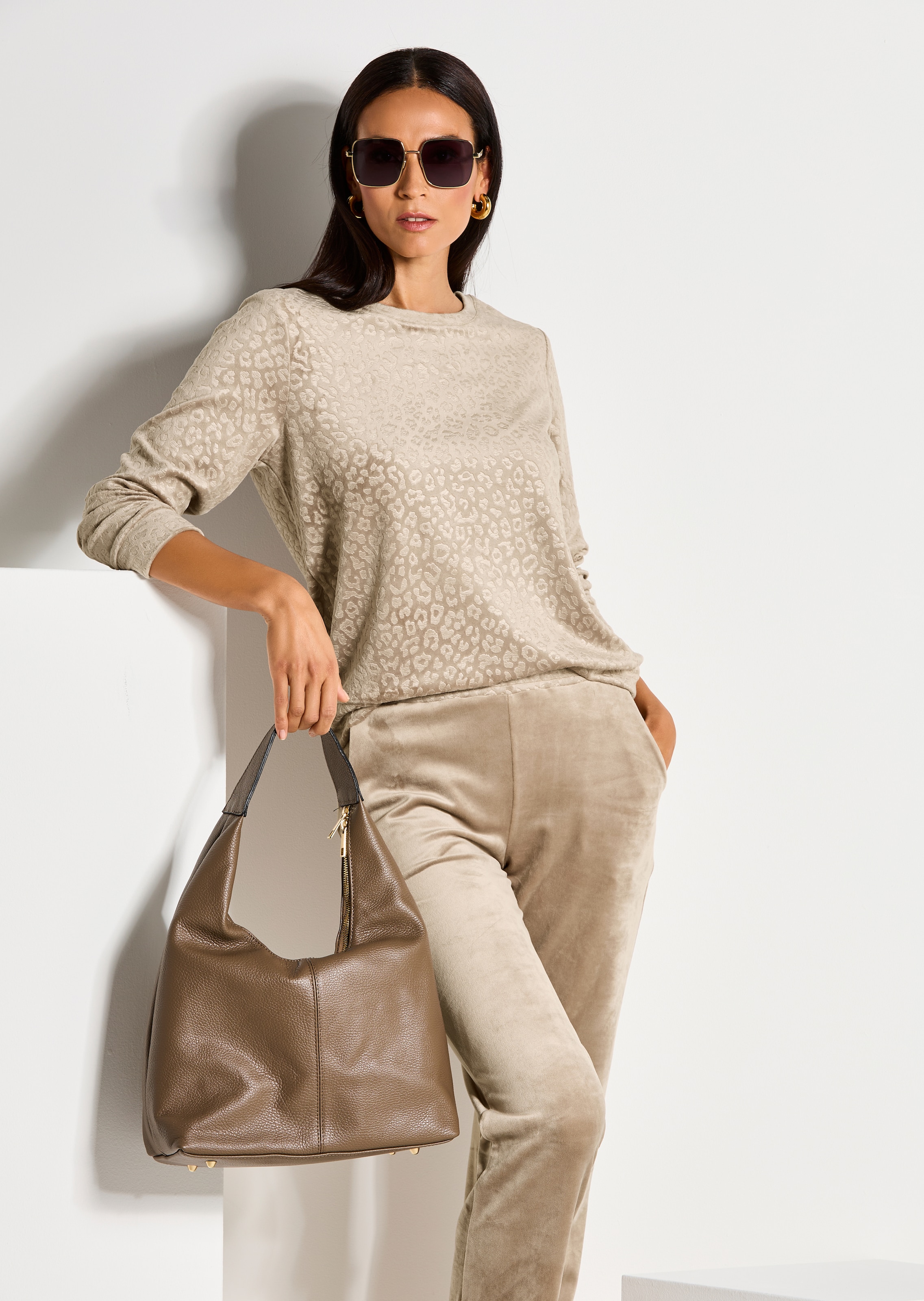 Sweatshirt in geprägtem Animal-Design