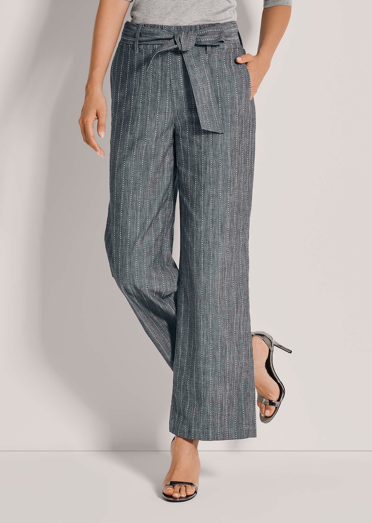 Weite Hose zum Schlüpfen