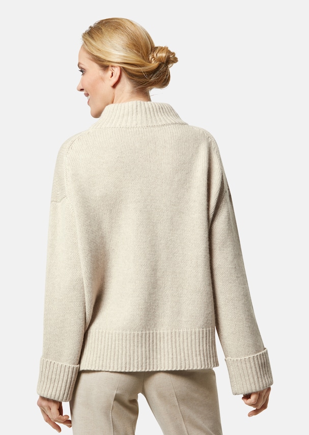 Pullover mit langen Bündchen 2