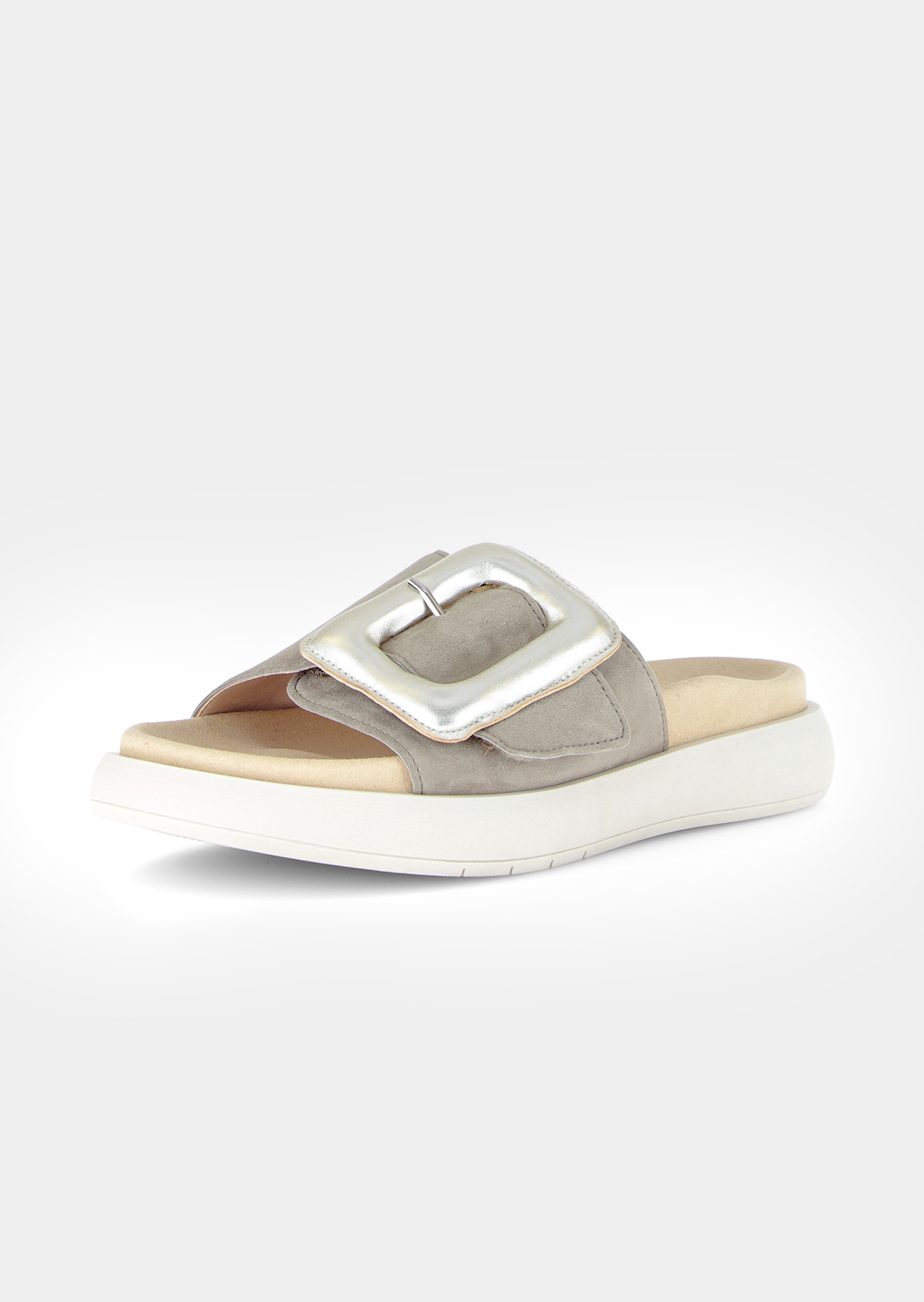 Pantoletten mit femininer Zierschnalle