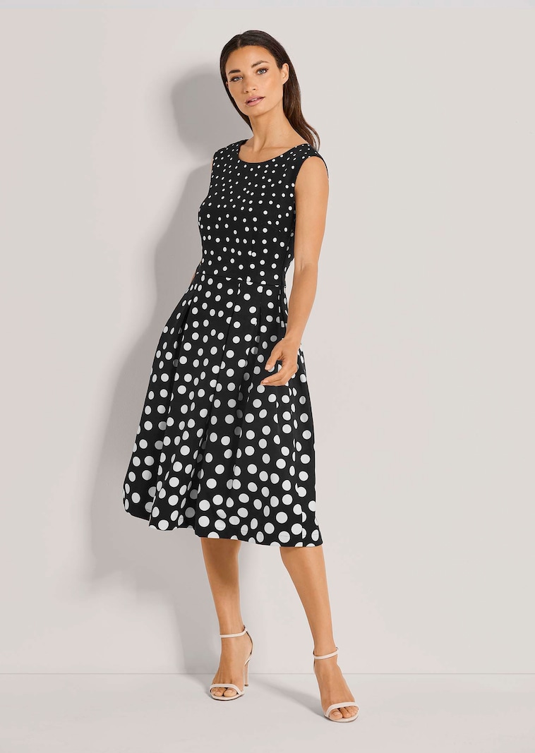 Tupfenkleid