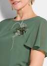 Elegantes Chiffon-Kleid mit Brosche thumbnail 5