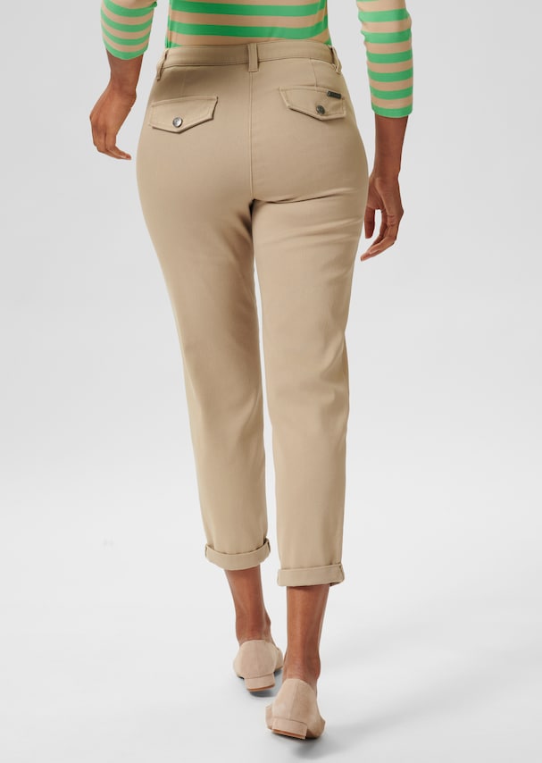 Cropped trousers in a casual chino style 2