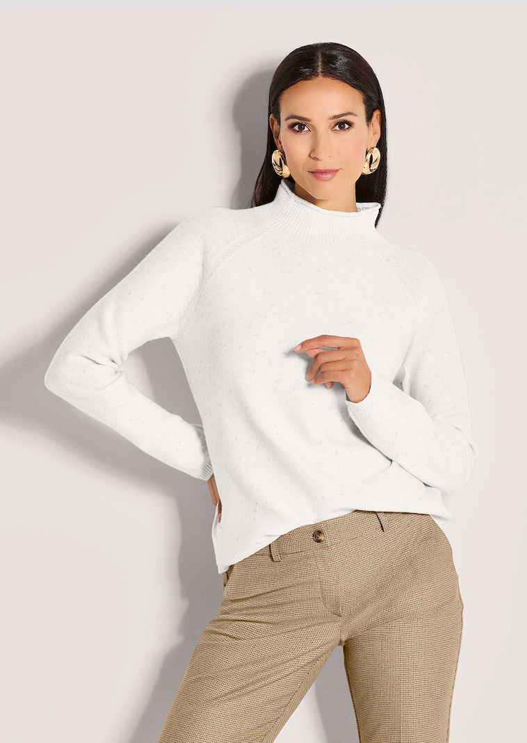 Stehkragen-Pullover mit Glanzgarn-Akzent