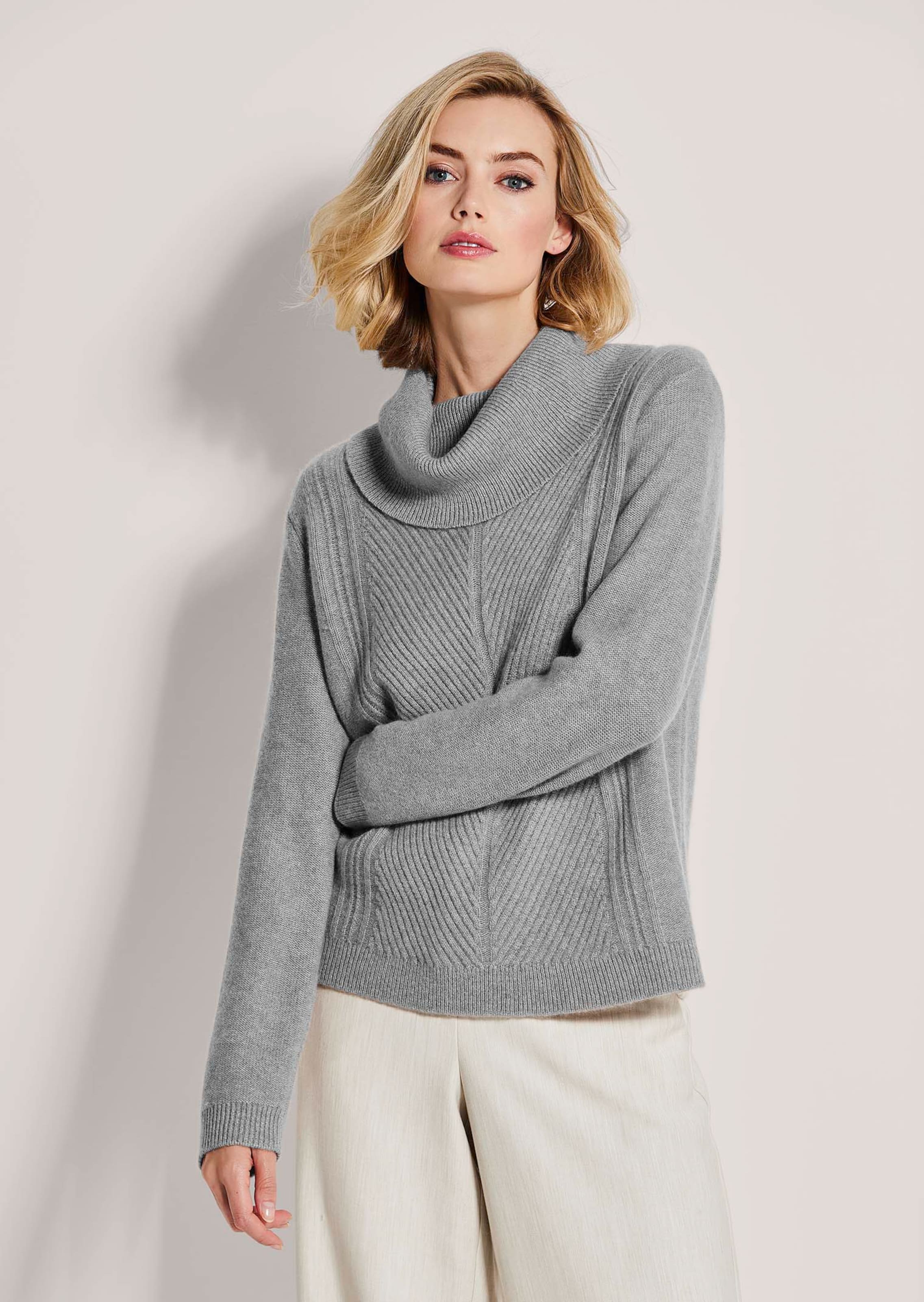 Pull. Pur cachemire