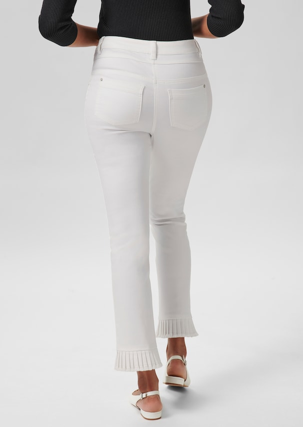 Jeans with pleated hem 2
