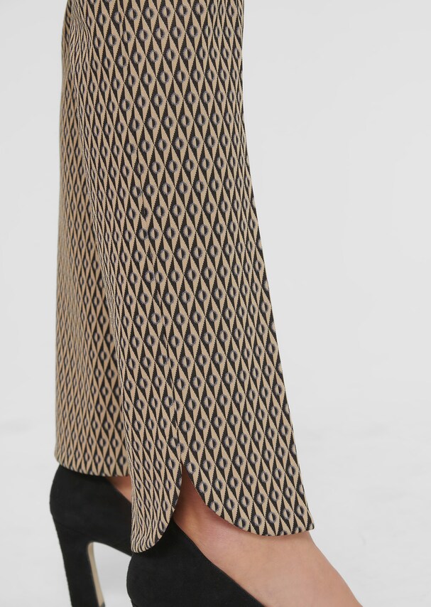 Slip-on trousers in high-quality jacquard 4
