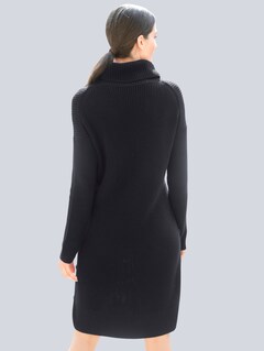 Strickkleid mit dekorativen Knöpfen thumbnail 7