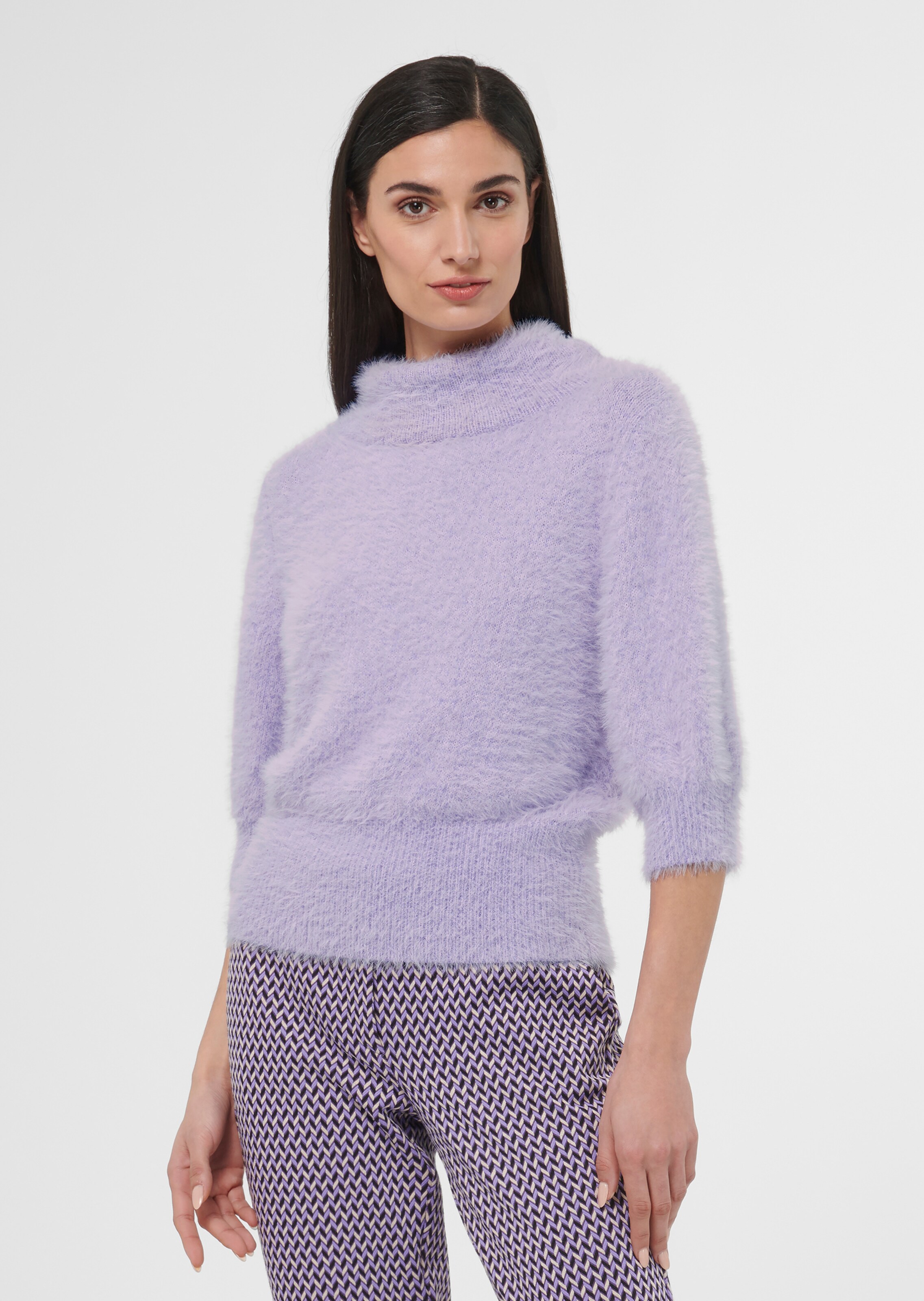 Pullover aus Feather Yarn