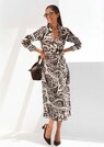 Druckkleid in Wickeloptik thumbnail 2