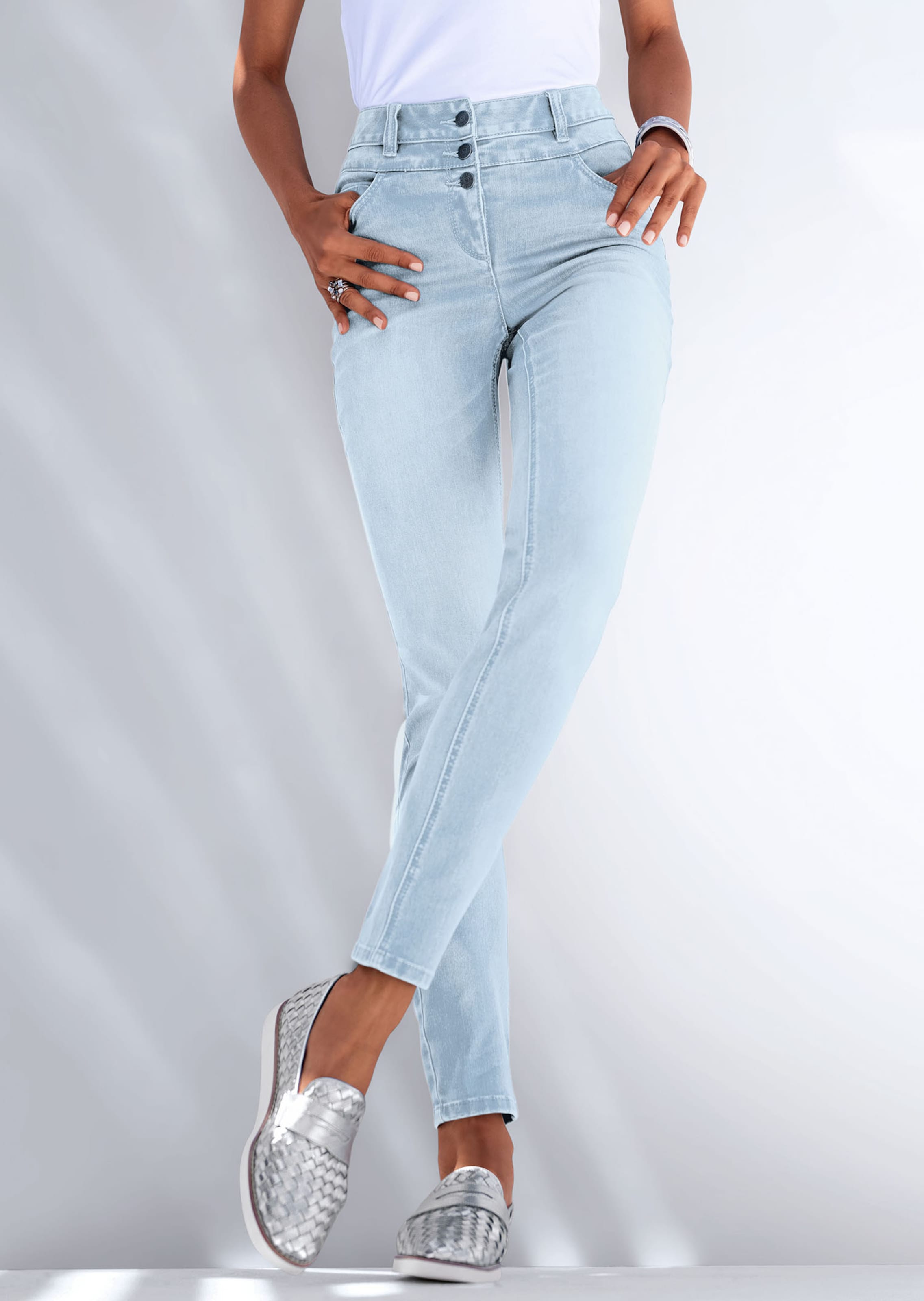 Jean Power Stretch Taille haute sur bleu pastel MADELEINE Vetement