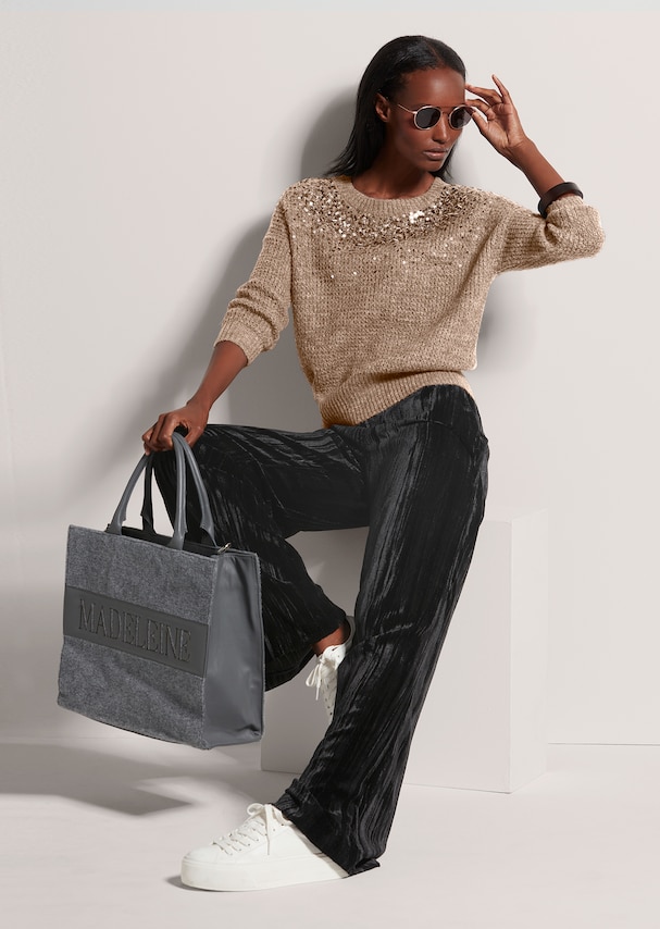 Rundhals-Pullover mit Pailletten und Schmuckperlen 3