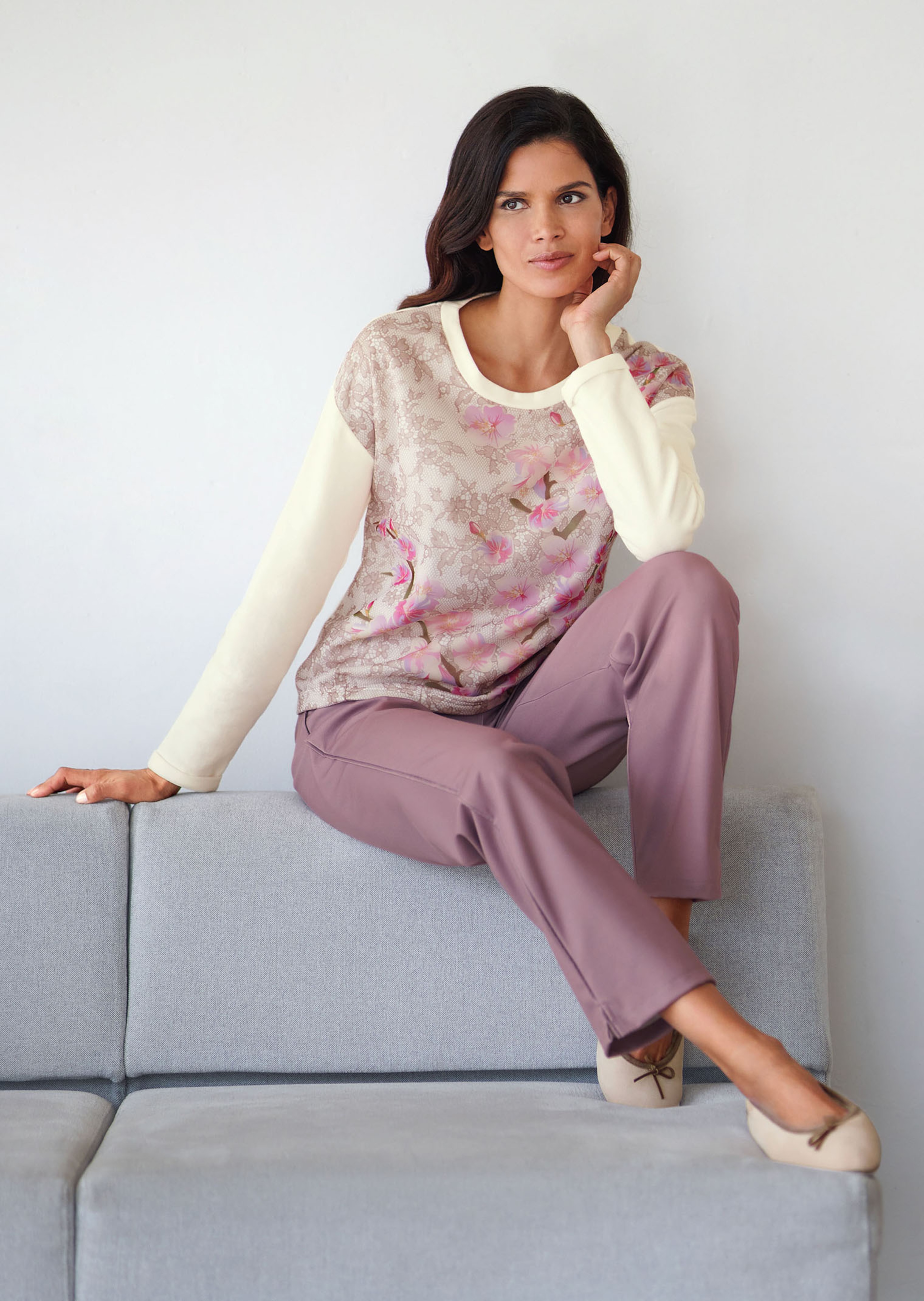 Loungepants mit edlem Satinstreifen