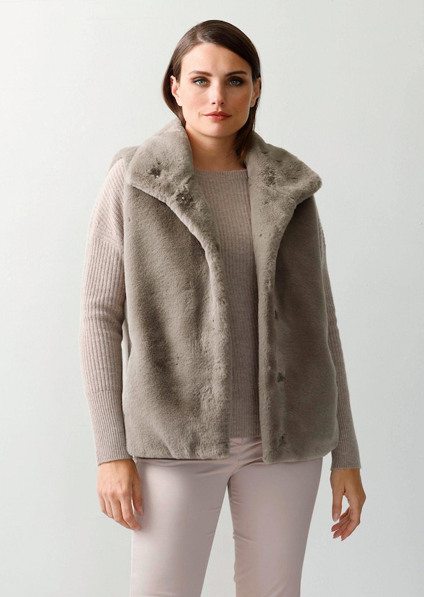 Weste aus Fellimitat