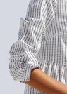 Kleid in Alloverdruck thumbnail 1