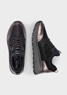 Sneaker thumbnail 2