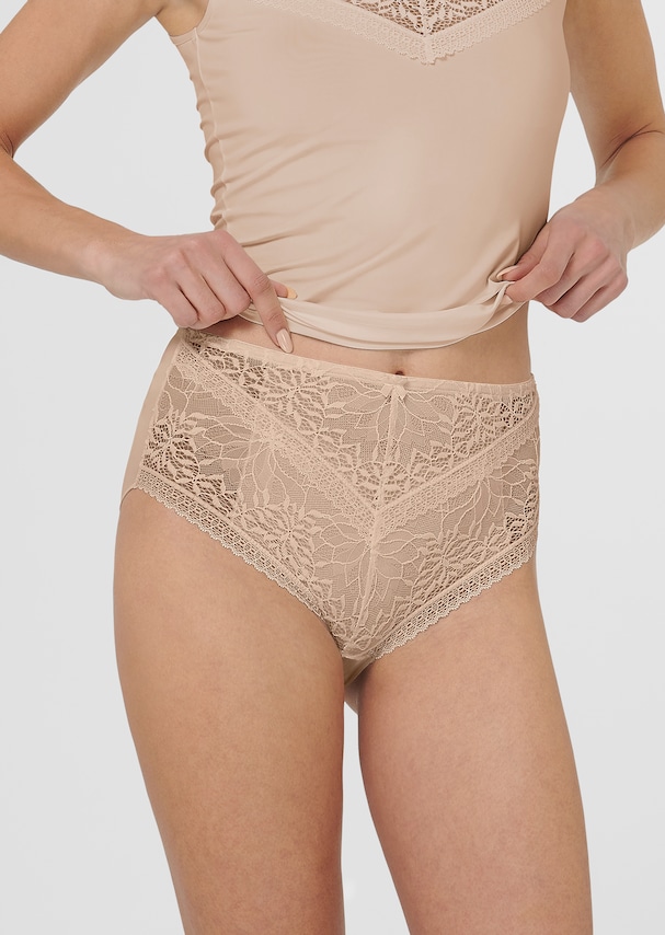 Shaped briefs with lace insert