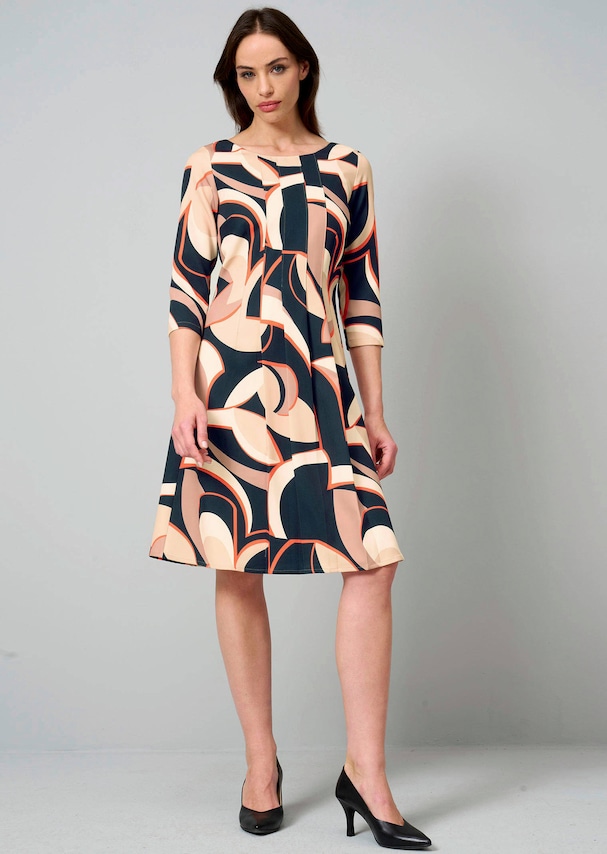 Kleid in grafischem Dessin 1