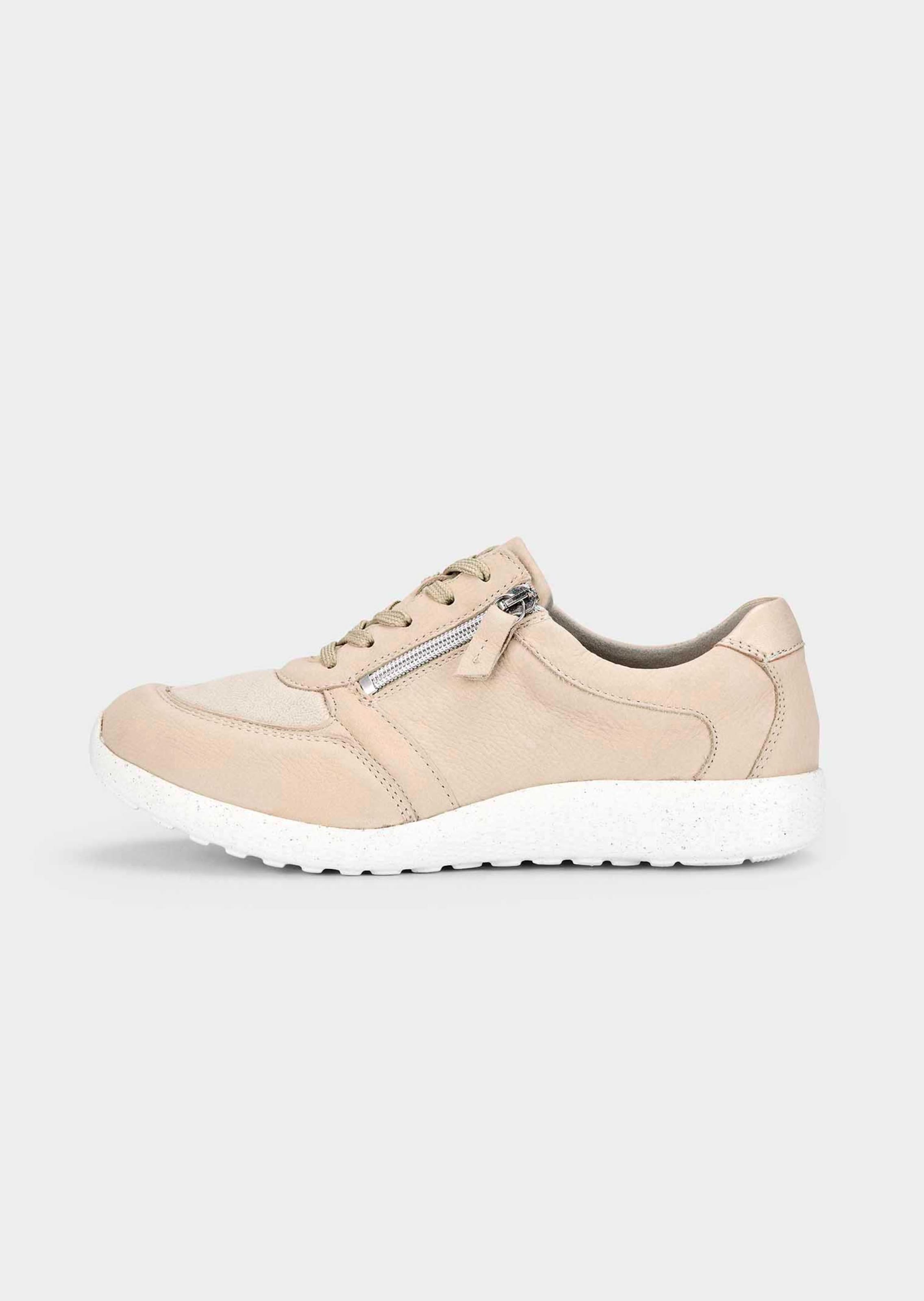 Sneaker mit federnder Luftpolstersohle