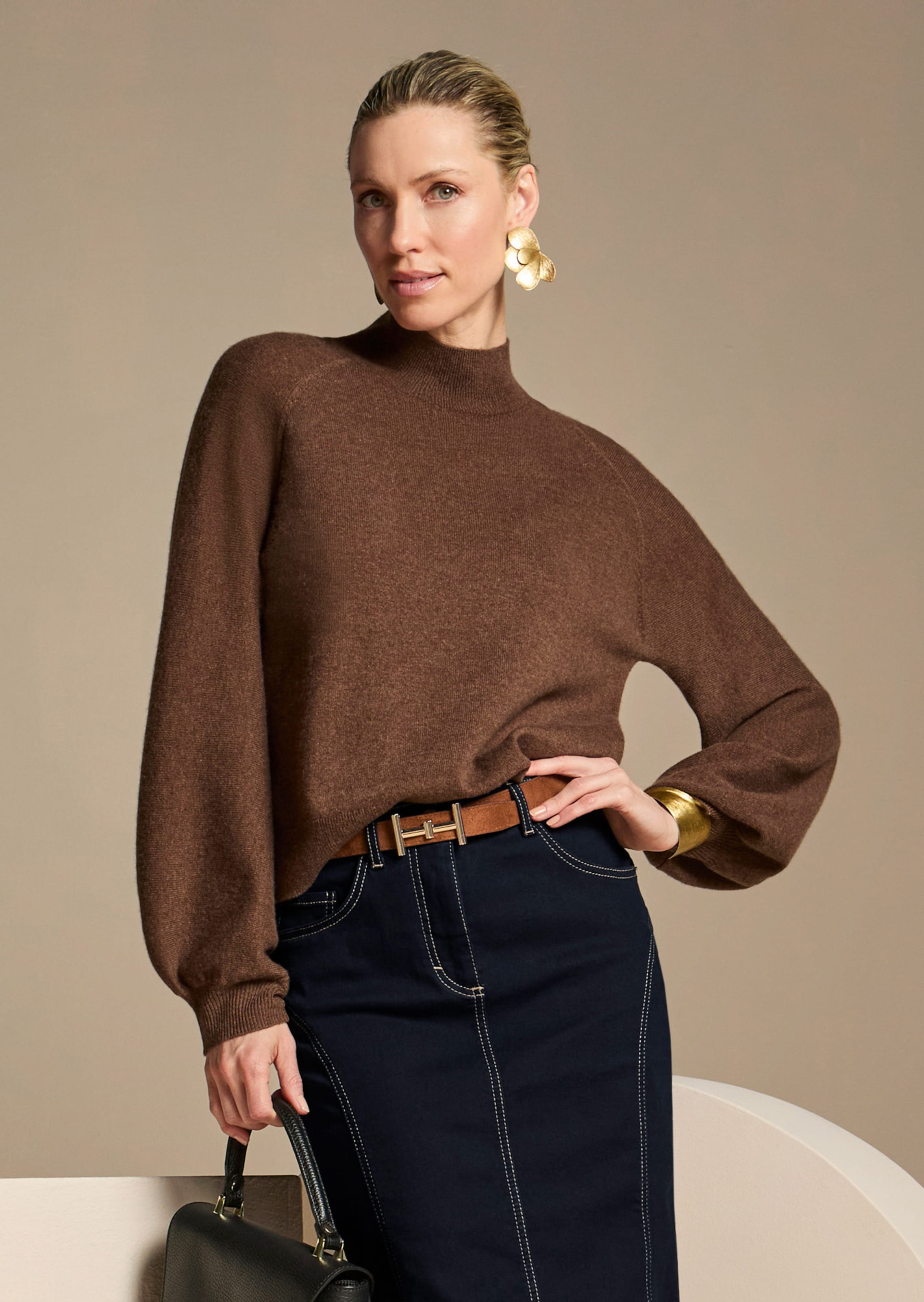 Feinstrickpullover mit Ballonärmeln