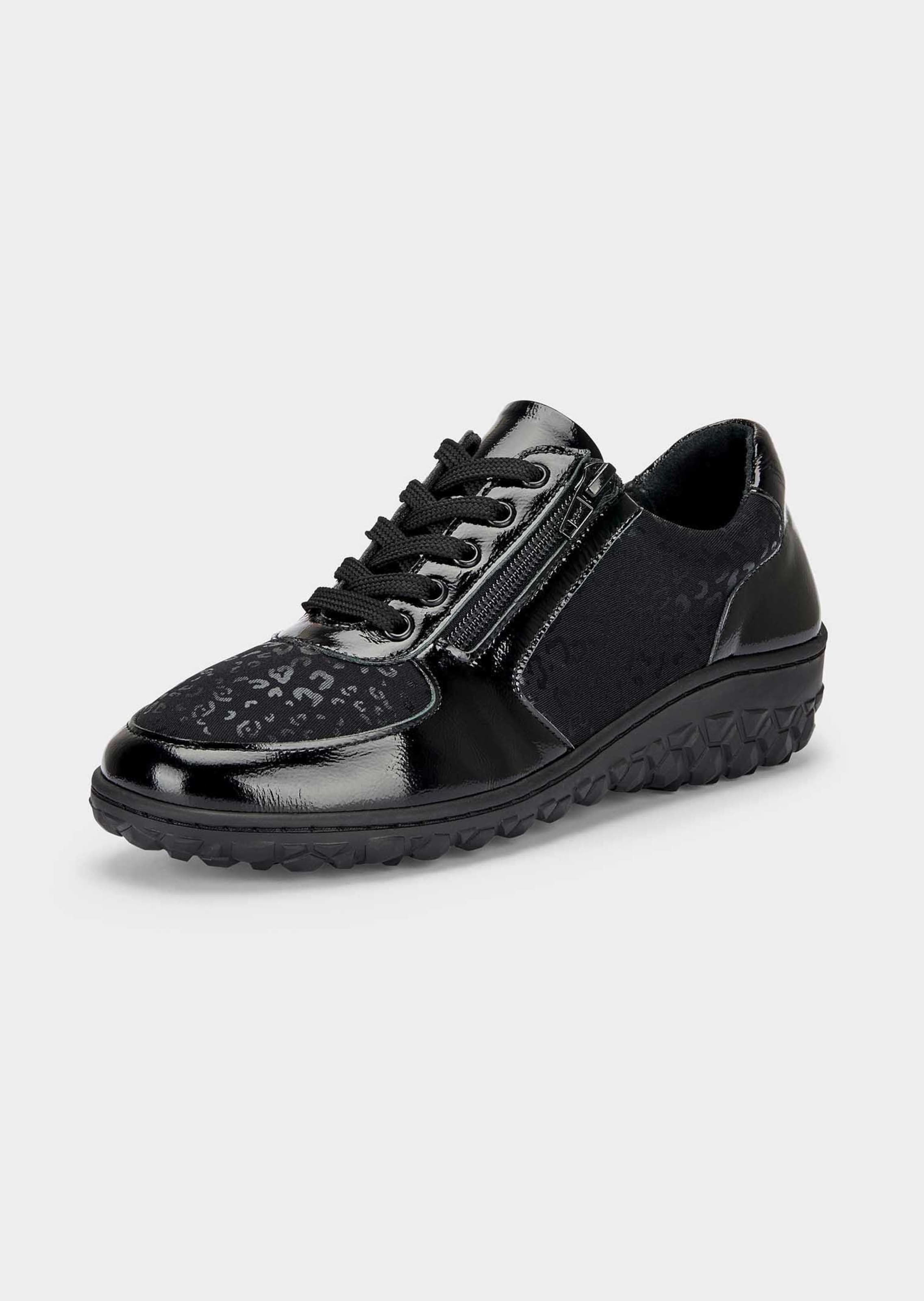 Sneaker mit Leo- und Lack-Akzenten