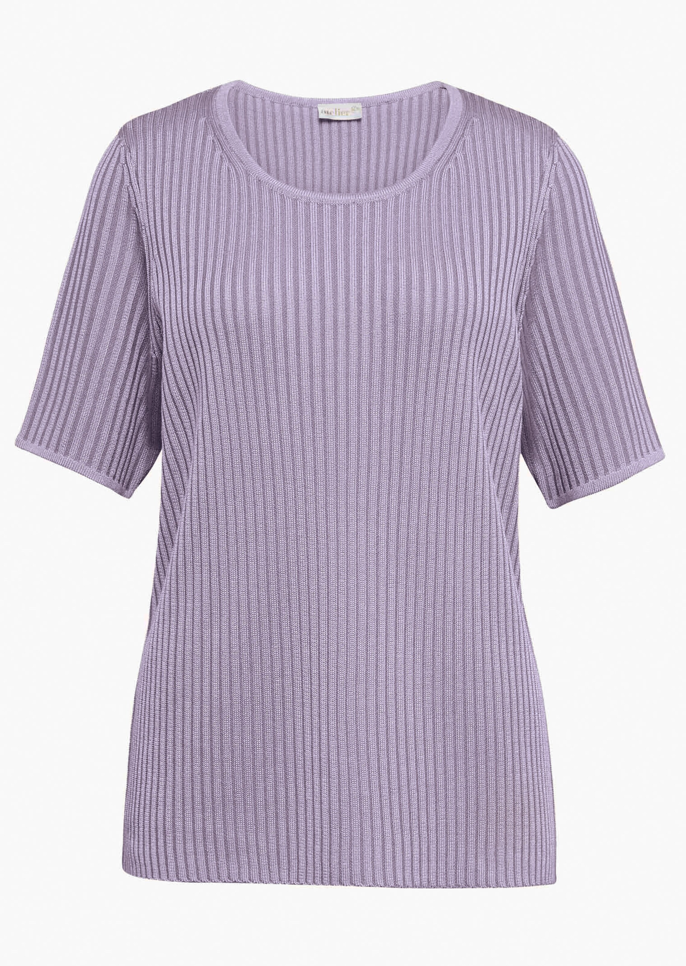 Pull facile d'entretien avec structure côtelée de belle qualité