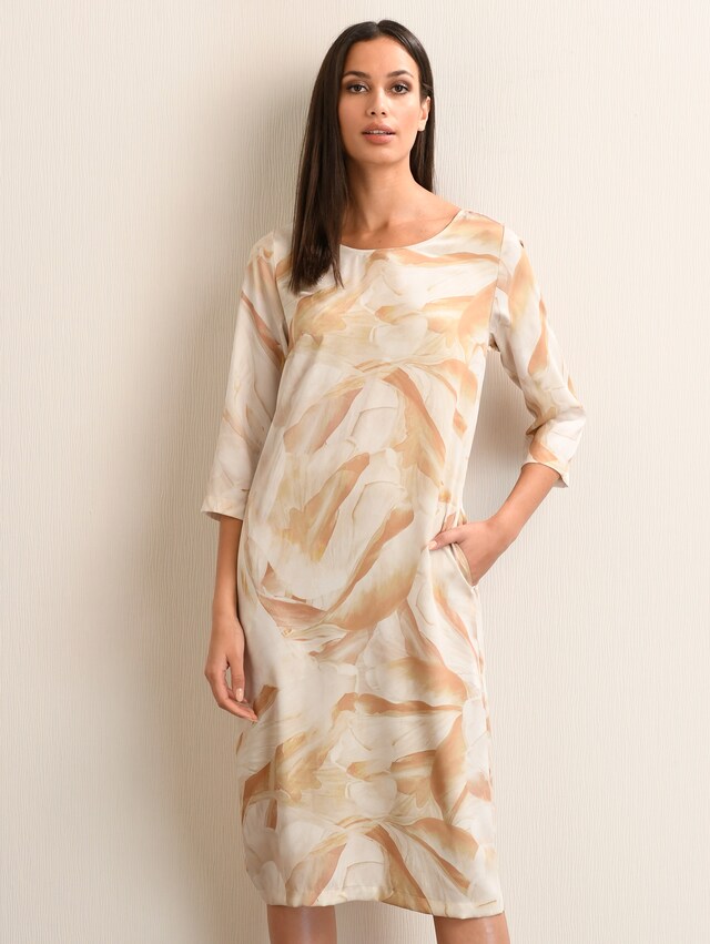 Kleid mit grafischem Dessin 4