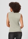 Sleeveless turtleneck jumper thumbnail 3