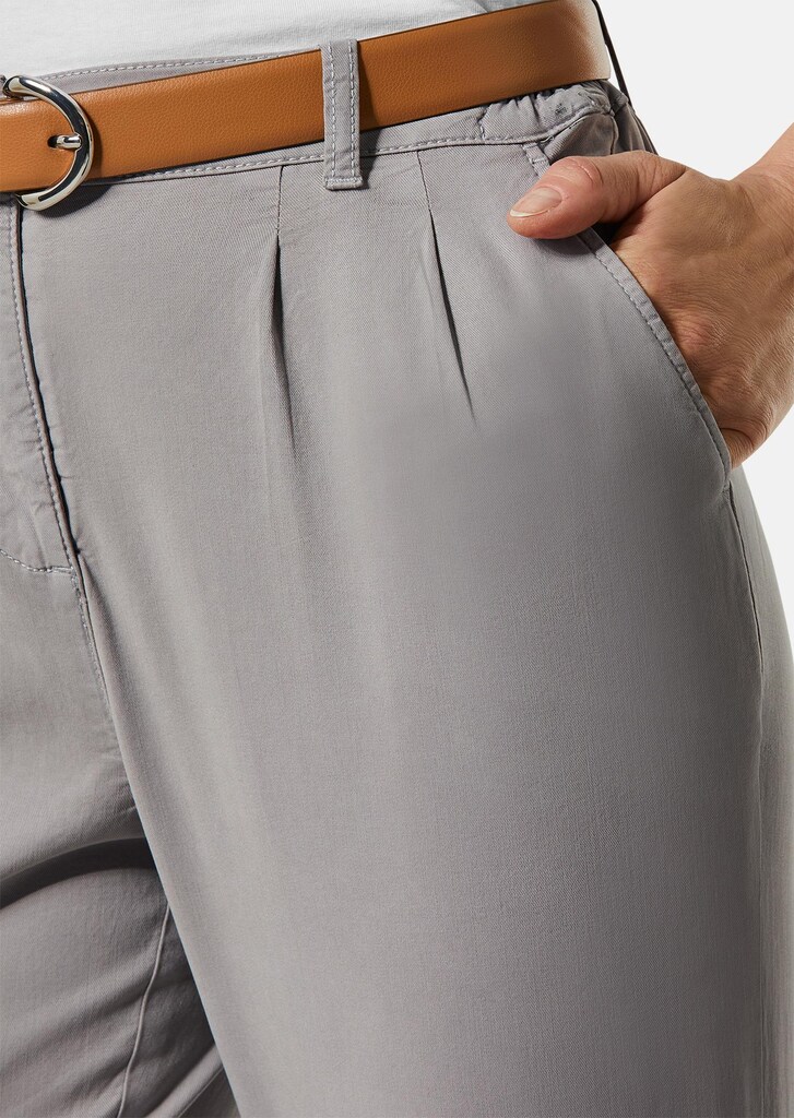 Confortable pantalon avec de nombreuses possibilités de combinaisons