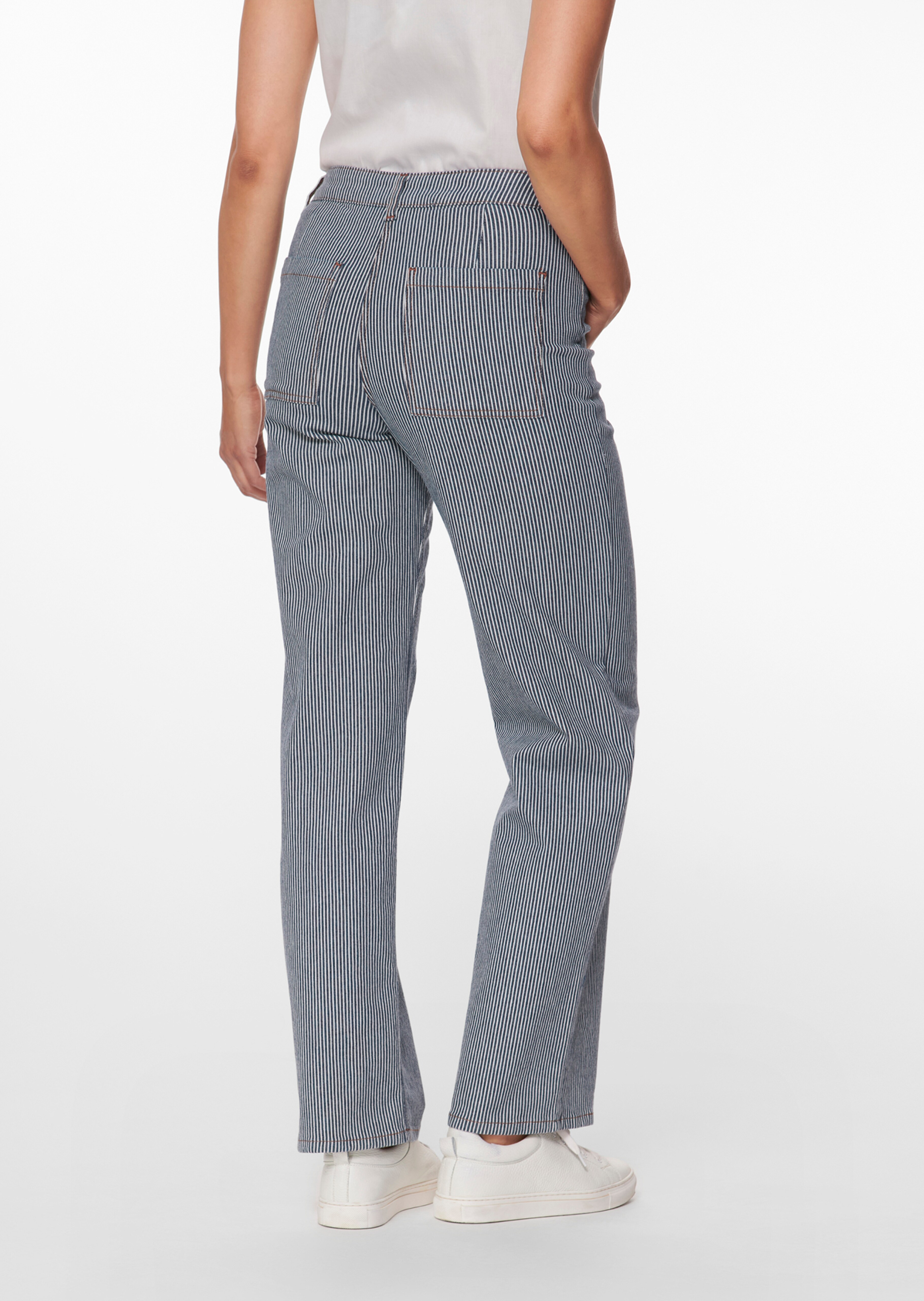 Jeans in modischer Culotte-Form thumbnail 3