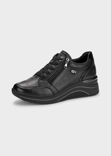 Sneakers thumbnail 1