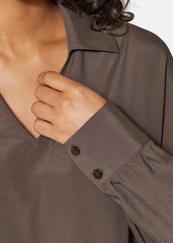 Slip-on long-sleeved blouse 4