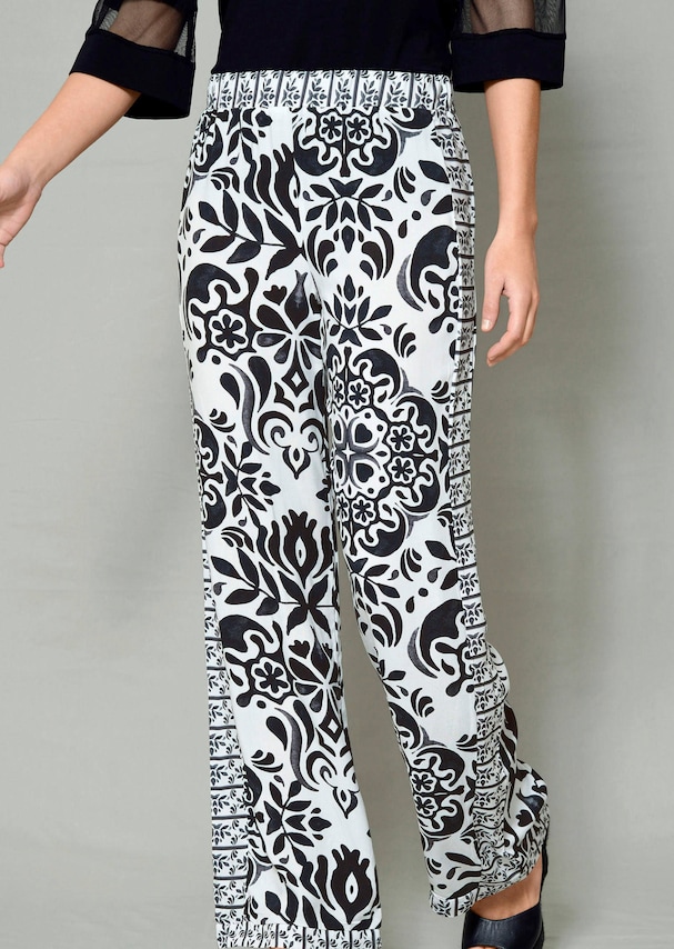 Strandhose in bequemer Schlupfform 3