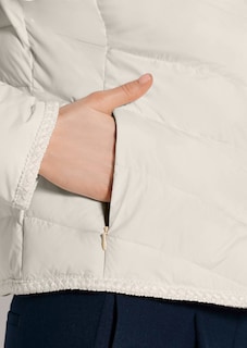 Leichte Steppjacke mit bestickter Blende thumbnail 5