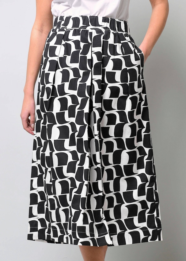 Rock mit grafischem Druck 5