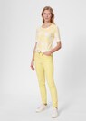 T-shirt avec splendide motif floral thumbnail 2