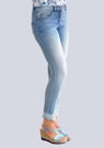 Jeans mit Ornamentstickerei thumbnail 1