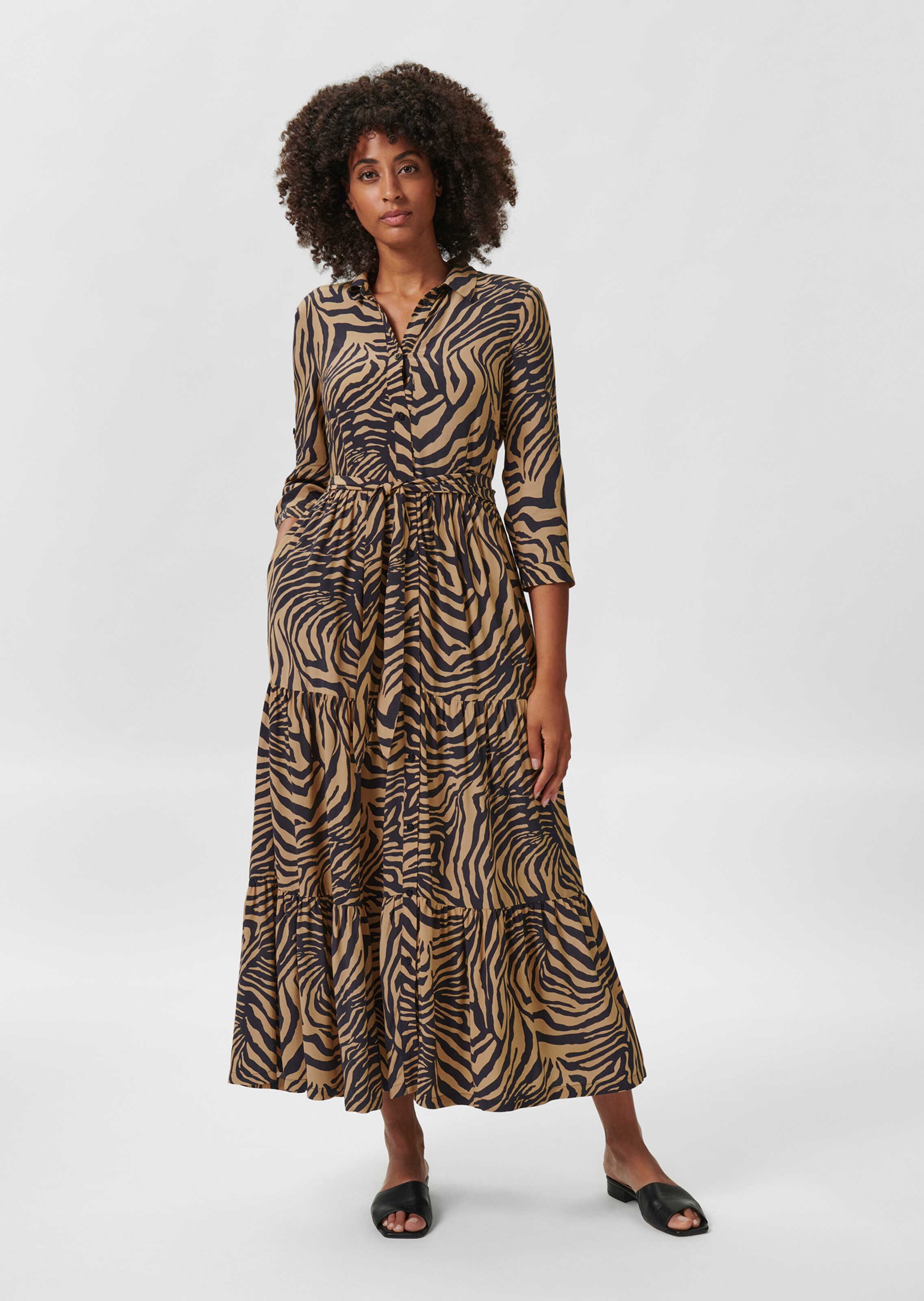 Hemdblusenkleid mit Animalprint und Stufenvolants