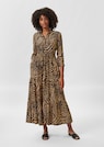 Hemdblusenkleid mit Animalprint und Stufenvolants thumbnail 1