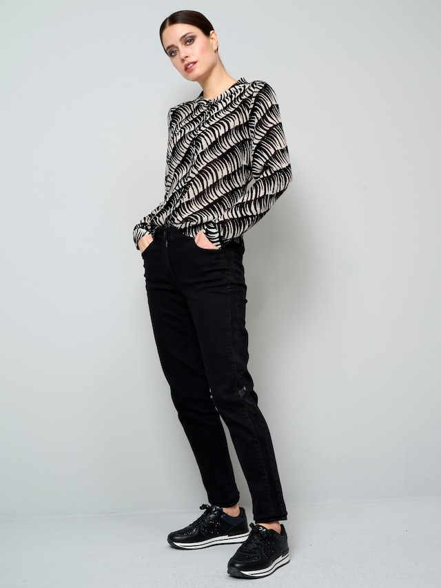 Bluse in transparenter Qualität 3