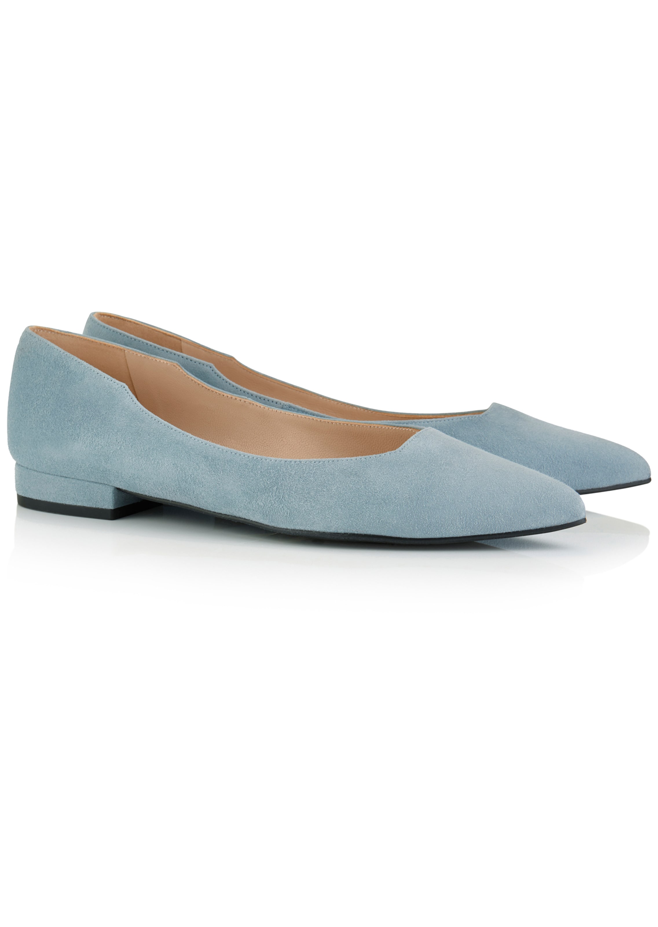 Ballet flats
