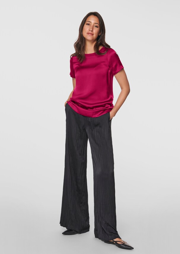 Silk blouse with half-length sleeves 1