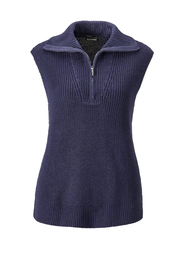 Stylingtipp:
Der Pullunder ist das Must-have der Saison, denn er lässt sich sehr vielfältig stylen: ob elegant zur Bluse, sportiv mit Pulli darunter oder zum angesagten Shirt.