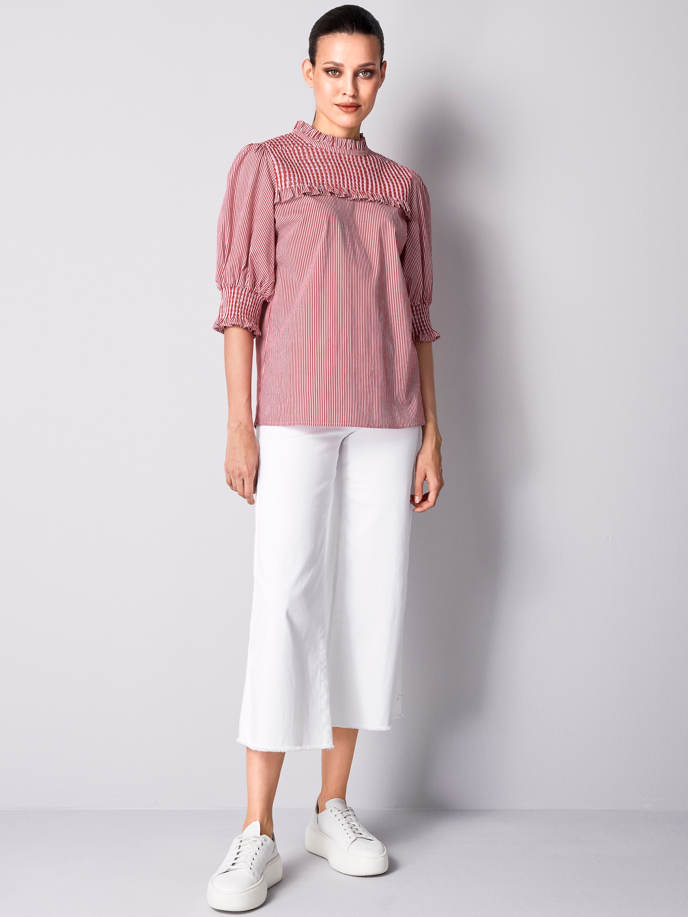 Bluse mit gesmoktem Ärmel 1